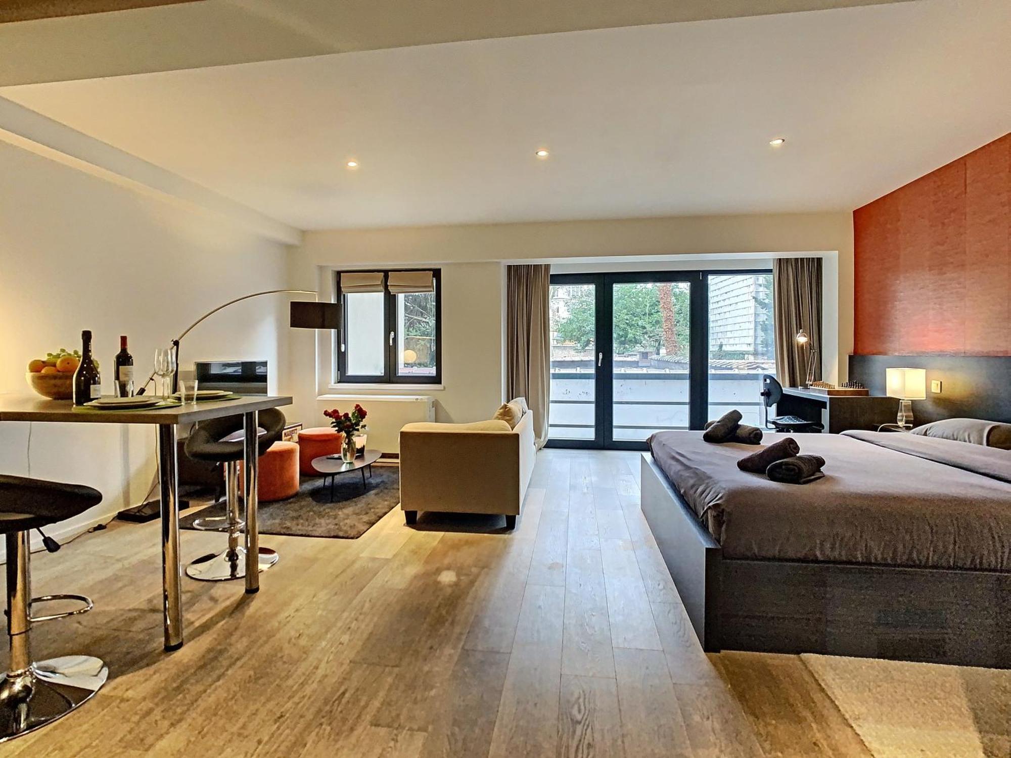 Flat Moliere Apartment Brussels Exterior photo