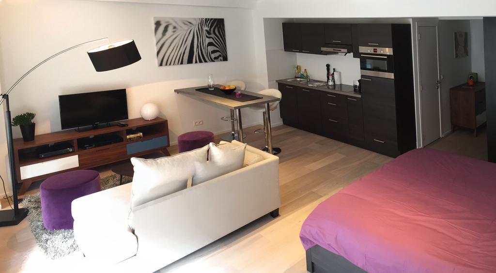 Flat Moliere Apartment Brussels Room photo